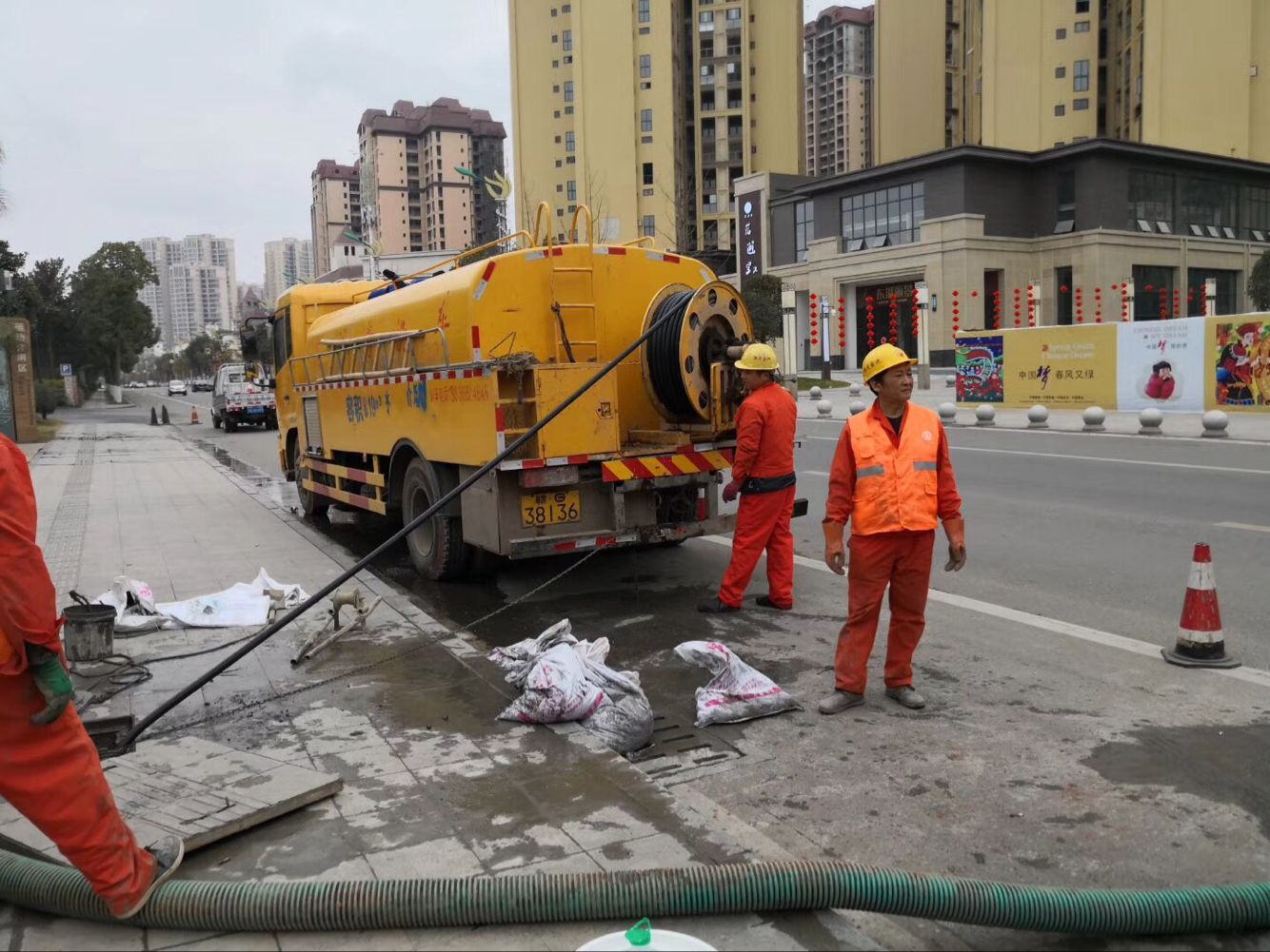 苏尼特左排污管道清淤-管道清洗