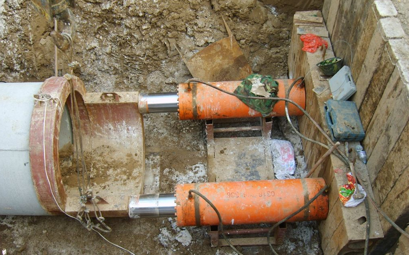 苏尼特左顶管工程的施工方式